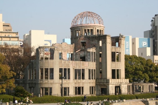 Hiroshima's infamous atom bomb dome (原爆ドーム)